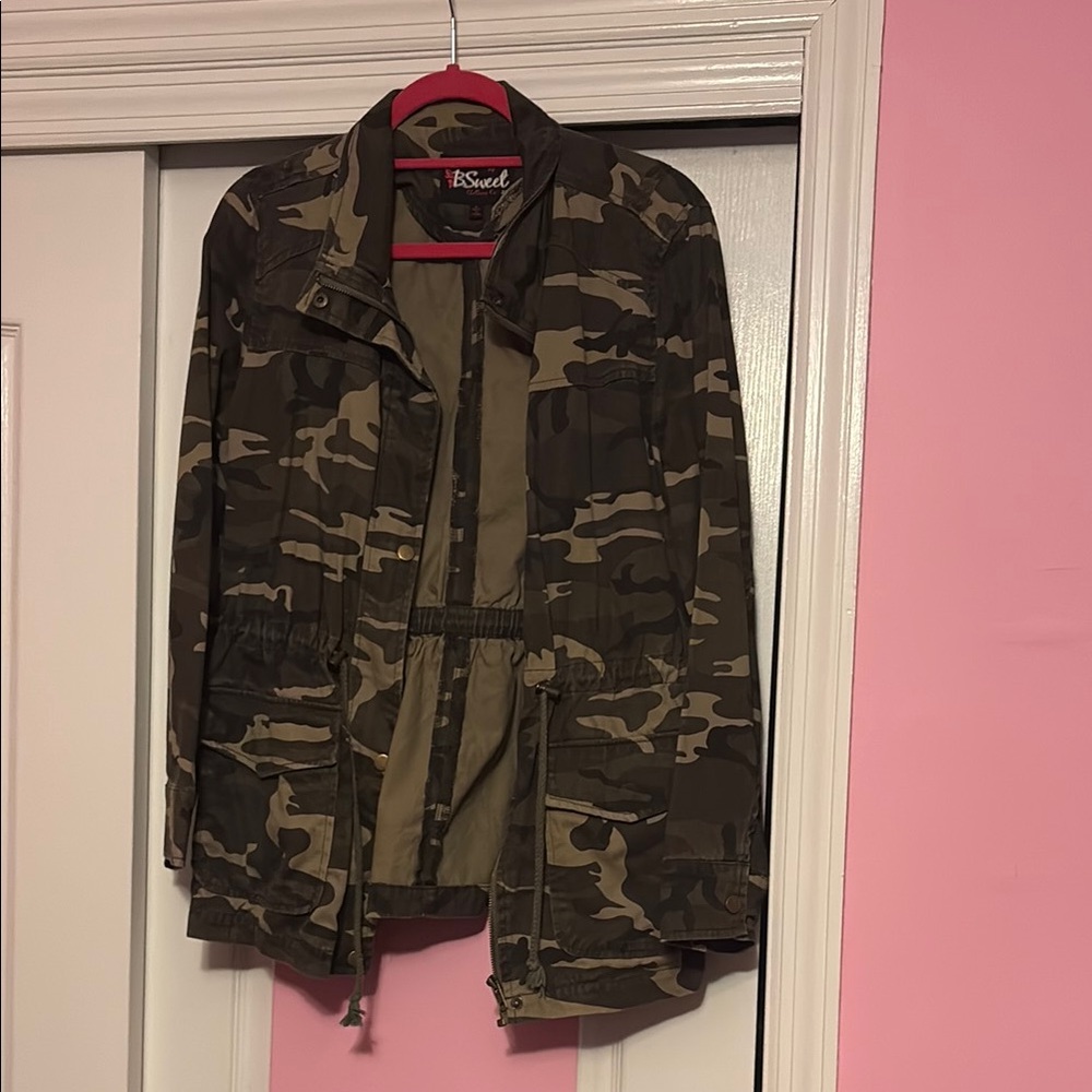 Woman’s Camouflage Jacket